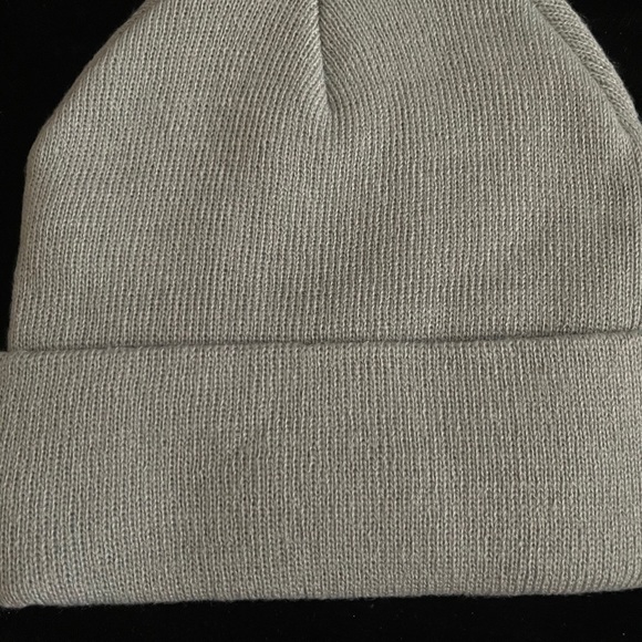 Beanie - Picture 2 of 3